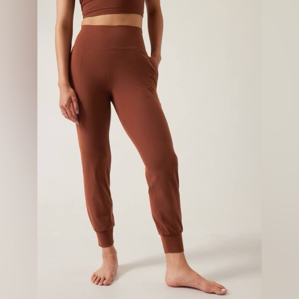 Athleta Salutation Jogger